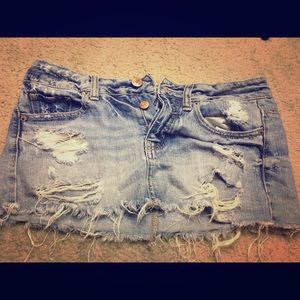 American eagle jean skirt
